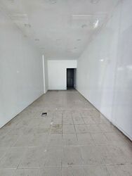 709 ANG MO KIO AVENUE 8 (D20), Shop House #477141971